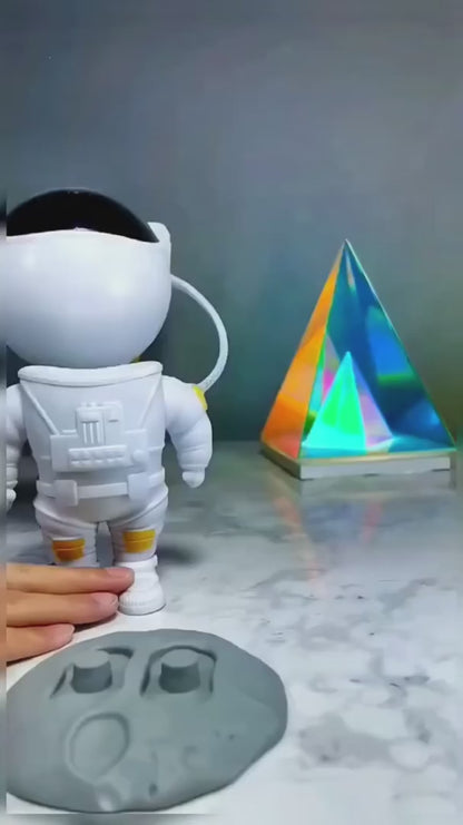 ASTRONAUT GALAXY PROJECTOR